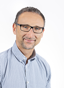 Business-Passbild; Businessportrait für Personalplattform; Businessportrait für WEB-Plattform;